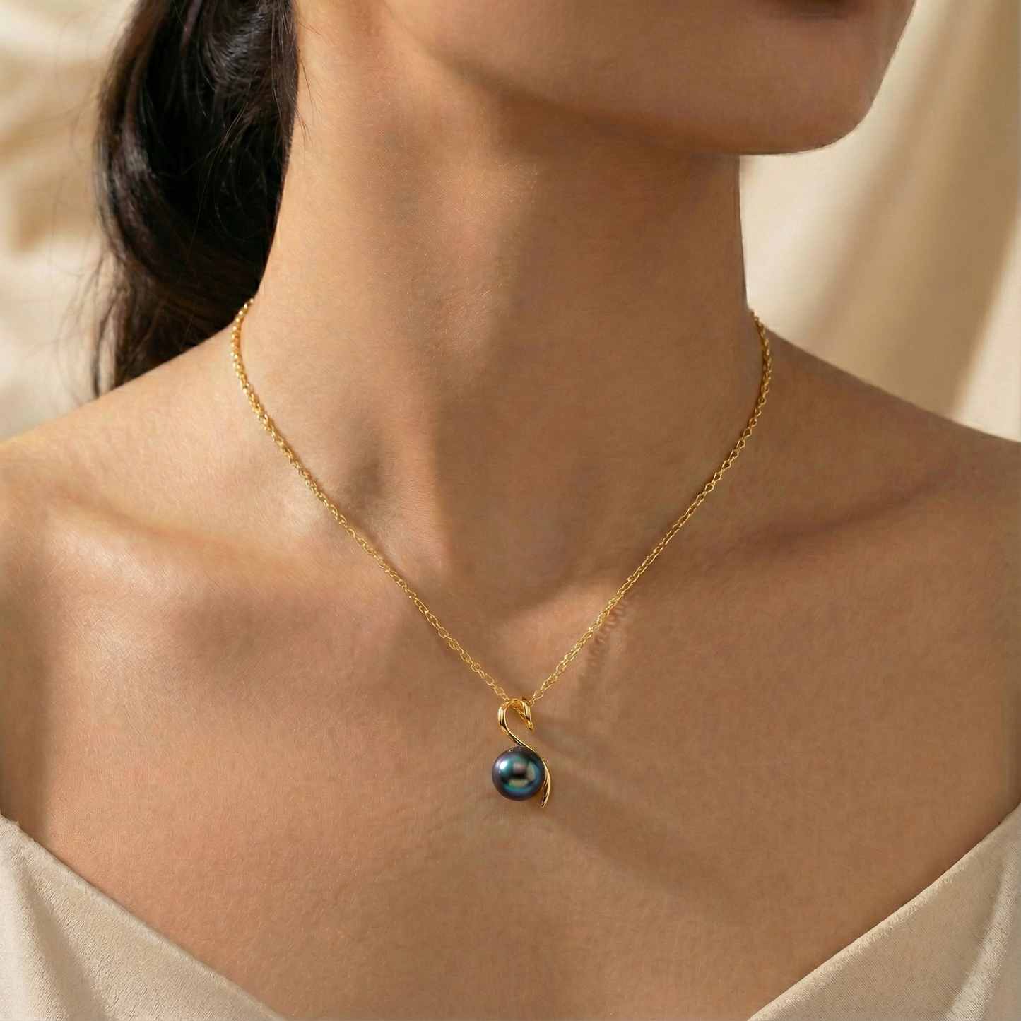 Tahitian Black Pearl Twist Necklace